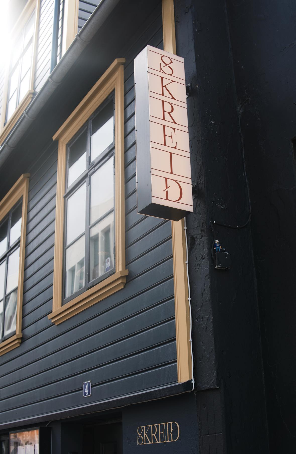 Skreið restaurant sign